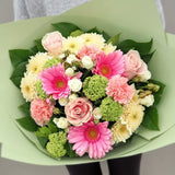 Graduation Bouquet 01 - DESIGNER'S CHOICE (Round)